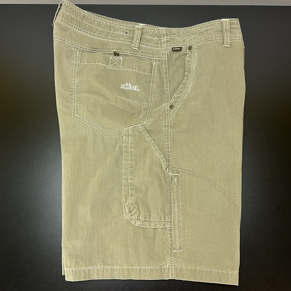 Kuhl Ramblr Green Cargo Shorts Sz 40 Outdoor Hiking Zip Pockets Utility … - Picture 2 of 14